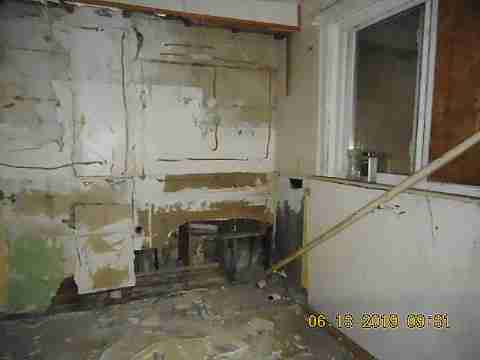 15010 Freeland (6)_m.jpg